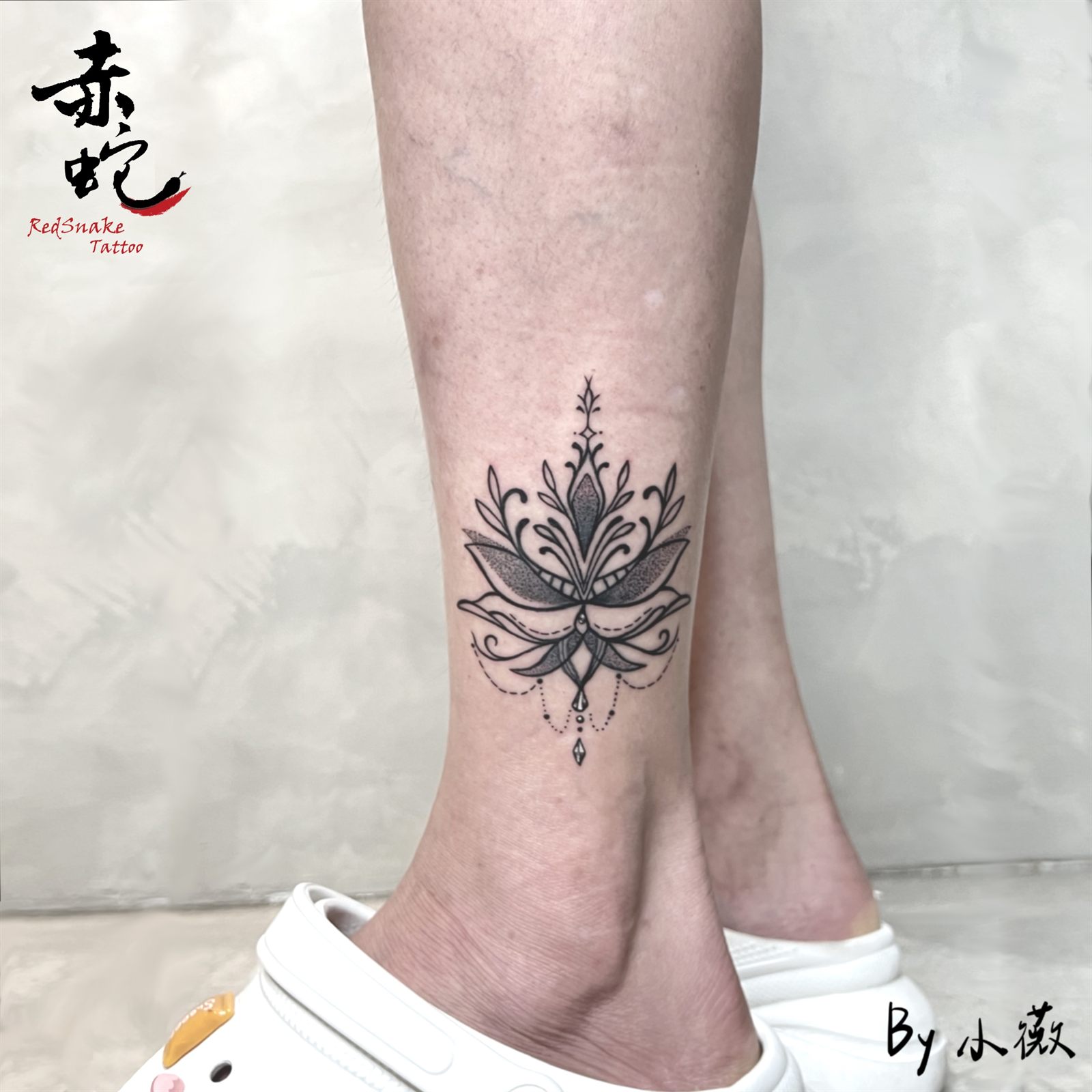小薇 台中女刺青師 作品編號 326 刺青作品 RedSnake Tattoo